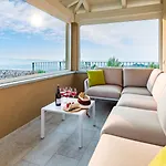 Villa Tramonto Albese 4, Emma *