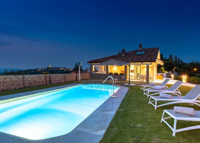 Villa Tramonto Albese 4, Emma *