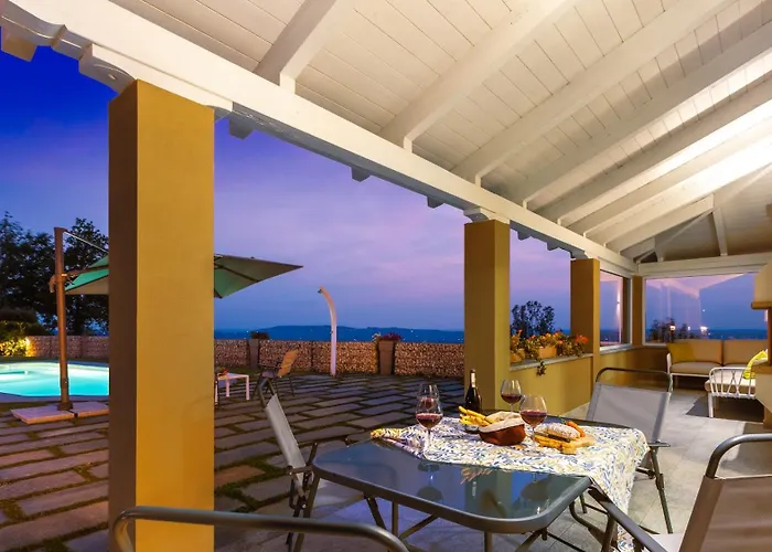 Villa Tramonto Albese 4, Emma