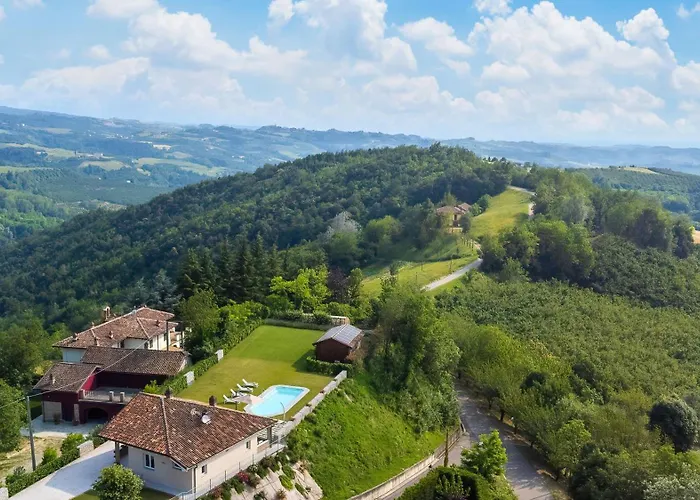 Tramonto Albese 4, Emma Vila Montelupo Albese