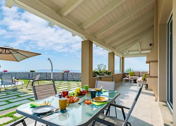 Villa Tramonto Albese 4, Emma